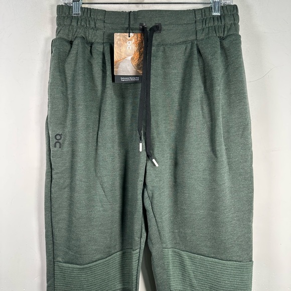 On Running jogger Sweatpant, Women's Size L - Beluga Green - Picture 2 of 11